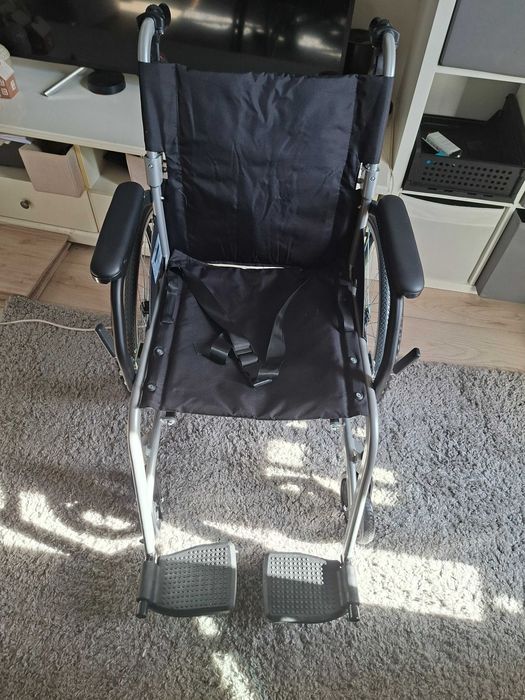 Sprzedam wózek inwalidzki