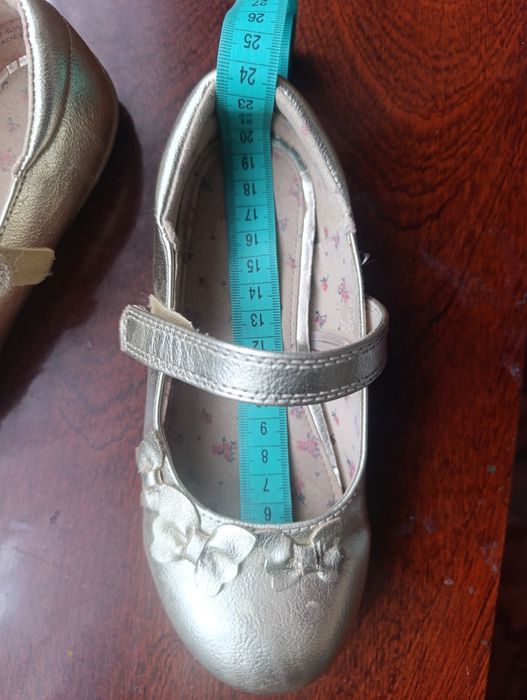 Туфлі для дівчинки