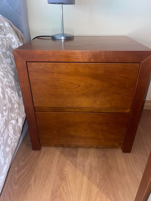 Mesa de cabeceira