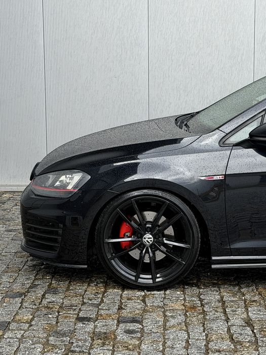 VW Golf Mk7 Gti  DSG Full black ( Trato de Crédito)