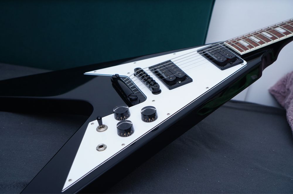 Edwards Flying V gibson ev-120