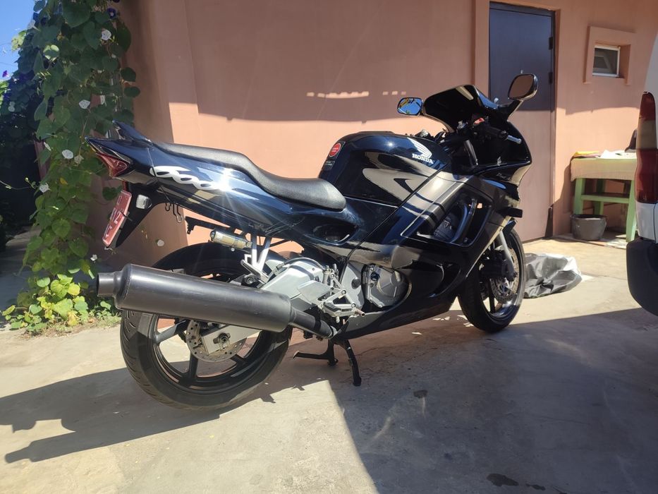 Honda CBR-F3 600
