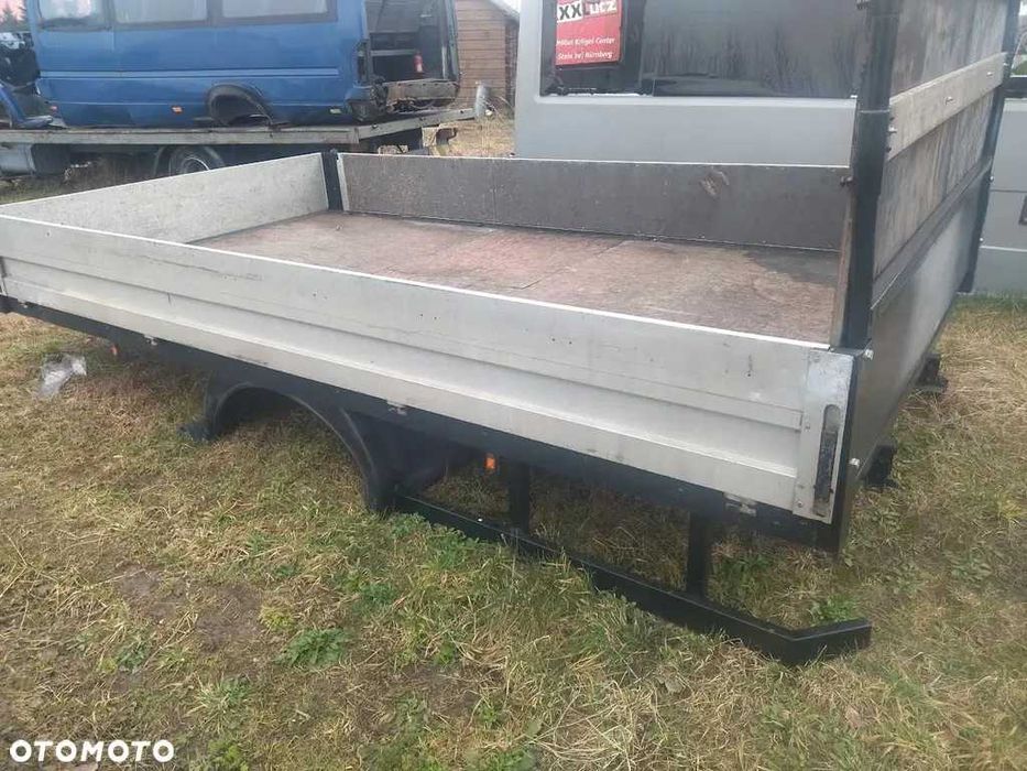 Paka burty aluminiowe 4.15x2.30x0.40m platforma