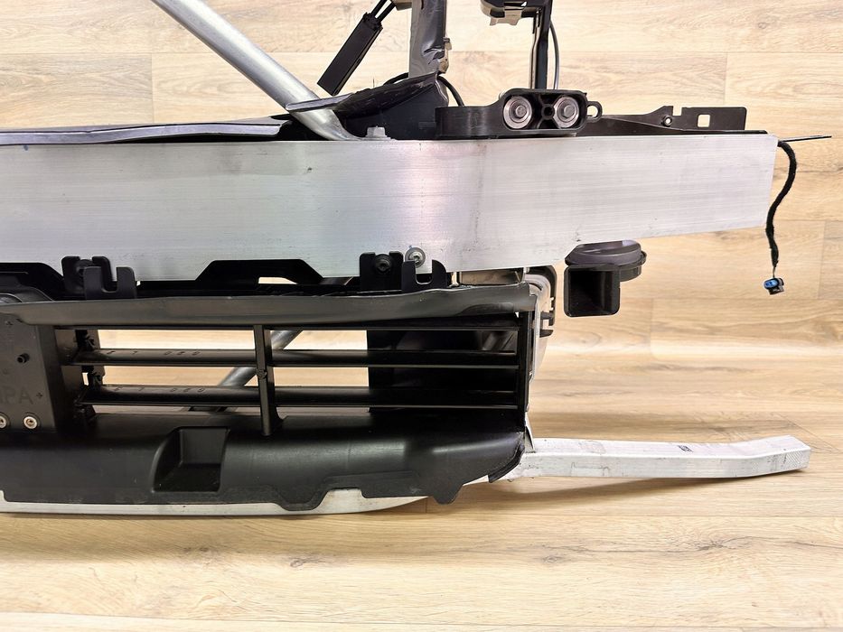 bmw g20/g21 320d x-drive pas przedni wzmocnienie org.