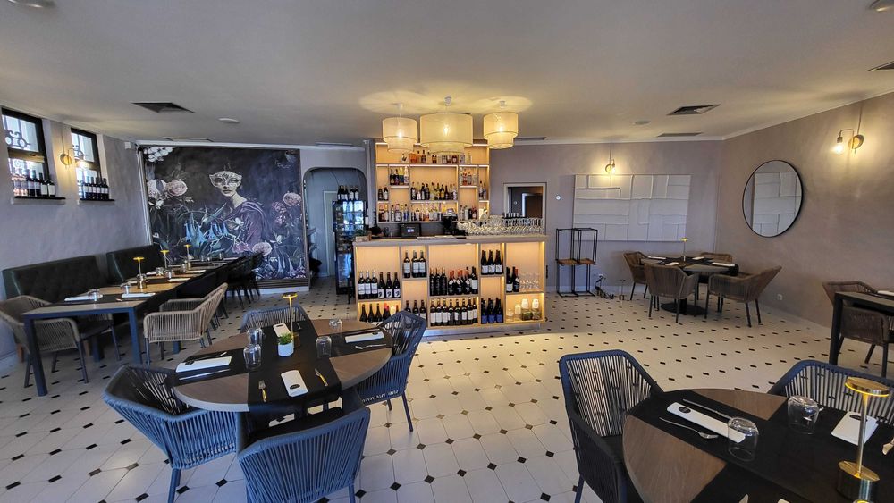 Restaurante Italiano Renovado em Carvoeiro