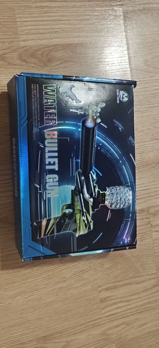 Water bullet gun