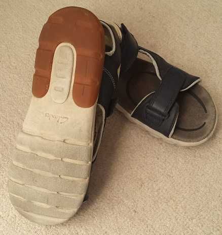Clarks – Wygodne sportowe sandały chłopięce – rozm. 37