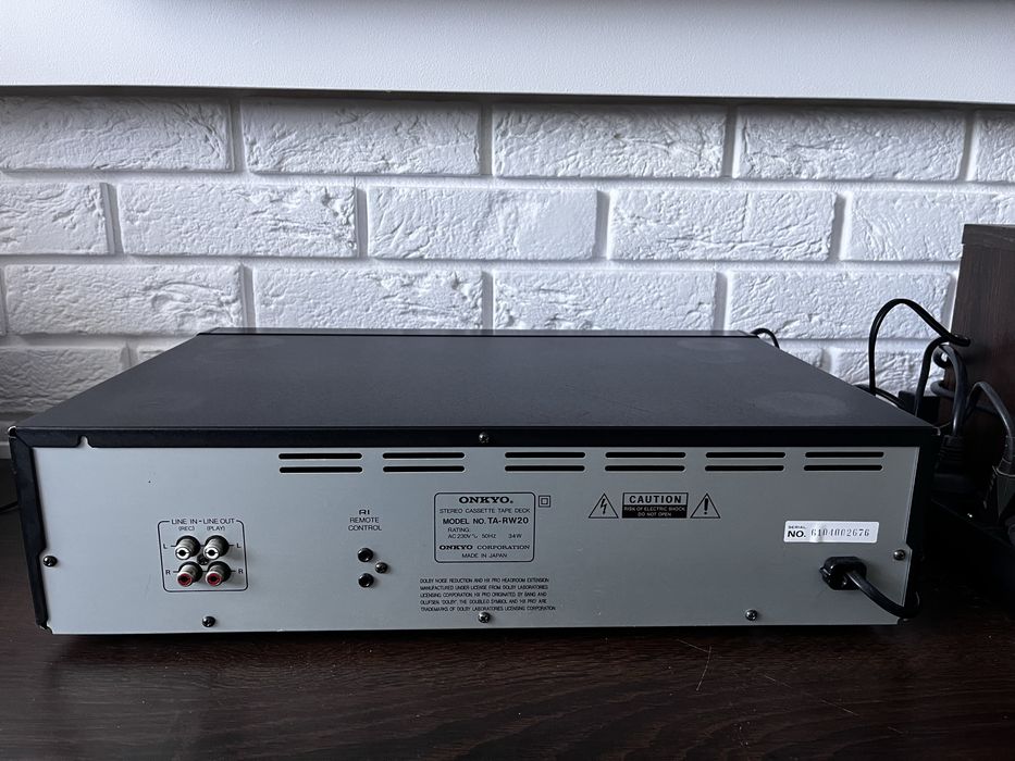 Stereo Cassette Tape Deck RI.  ONKYO  TA-RW20.