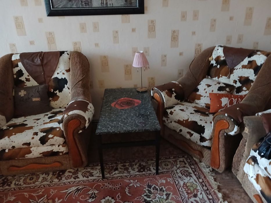 Сдаю 2к/кв 3/9 пр.Мира ( площ.Победы), мебель,техника 8000