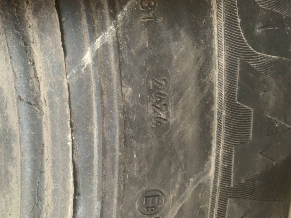 Шина HunterRoad 295/80 R22.5