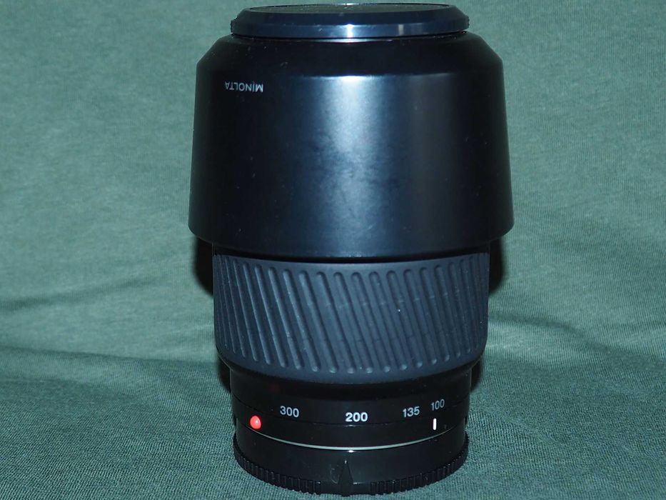 Obiektyw Minolta AF APO TELE ZOOM 100-300mm f4.5-5.6 D.