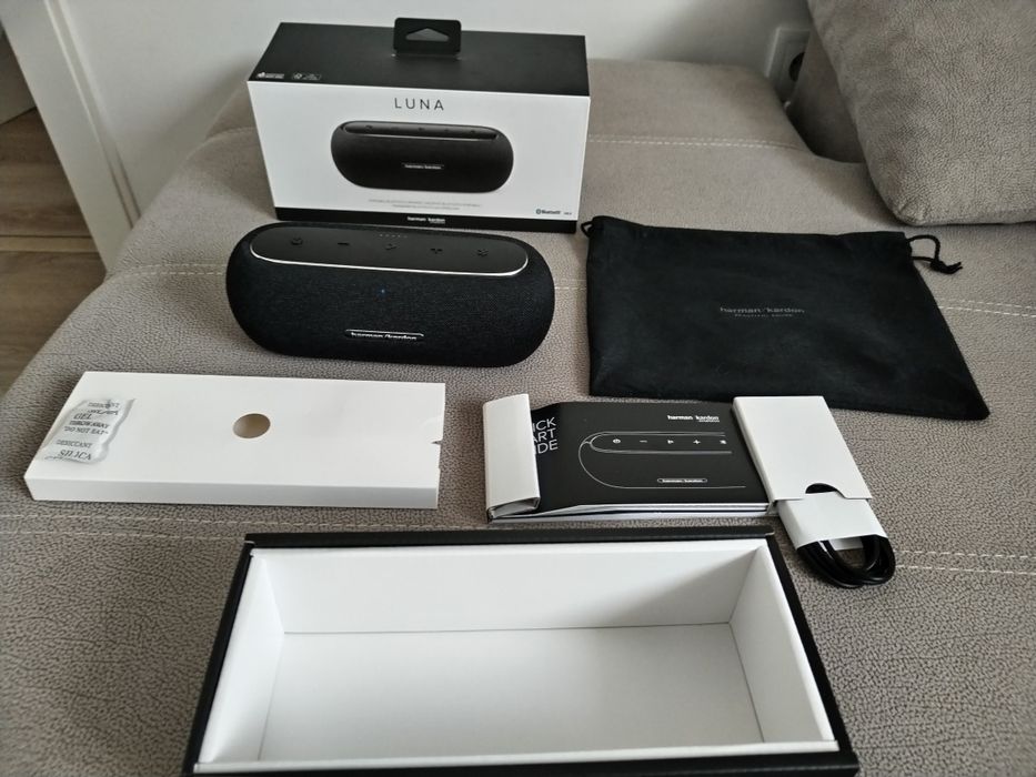 Coluna harman kardon luna nova com factura.