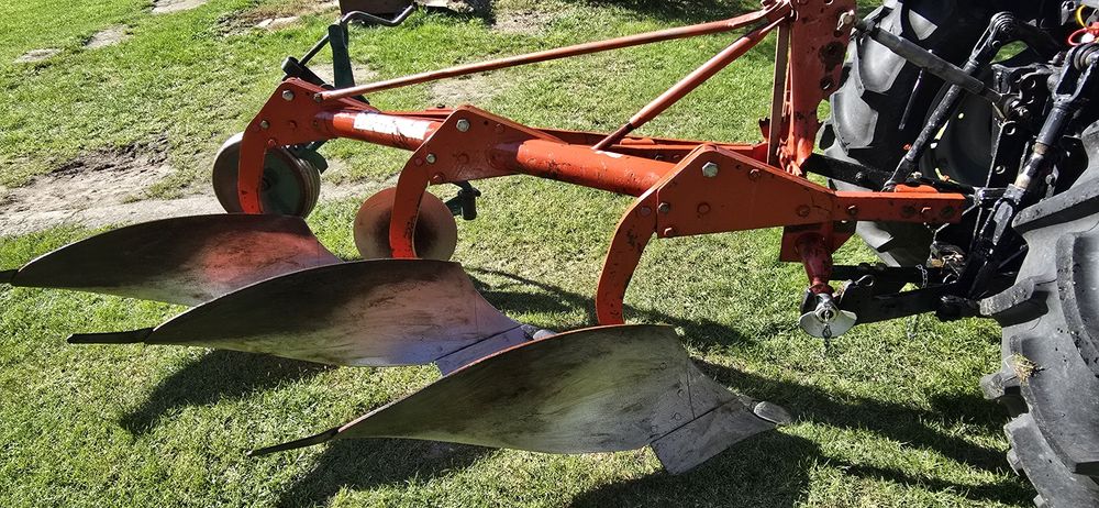 Pług Kverneland  14"(zagonowy 35 na skibę)
