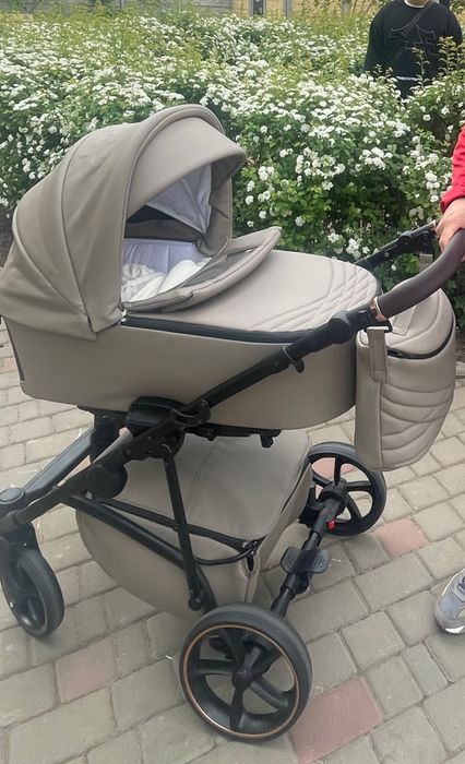 Продам коляску дитячу