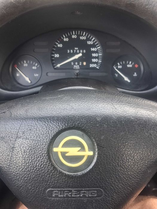 Opel corsa b 1.7 d