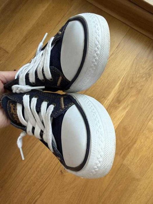 Кеди, кеды Levi's