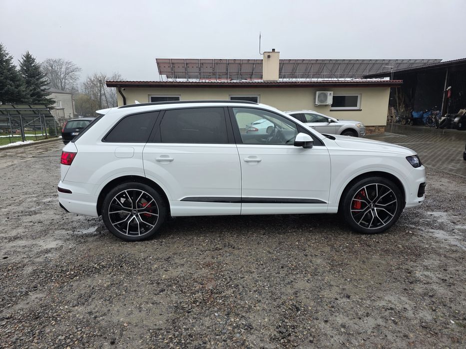 Audi Q7 3.0 bardzo bogate wyposażenie