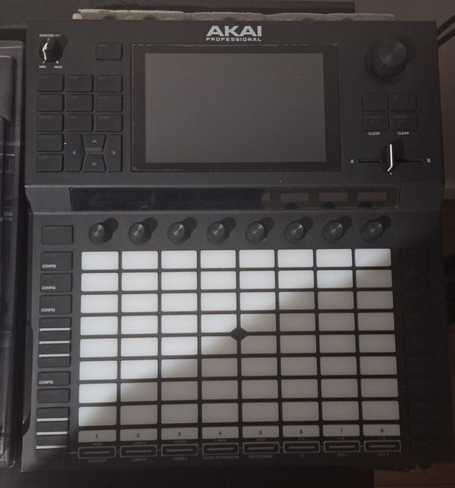 MPC Akai Force 512gb
