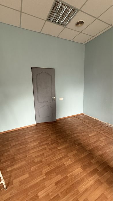 Офіси в оренду м. Обухів