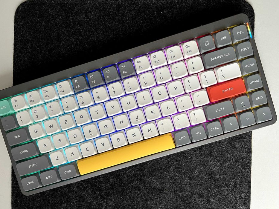 Na sprzedaż Klawiatura mechaniczna NuPhy Air75 V2 – jak nowa!