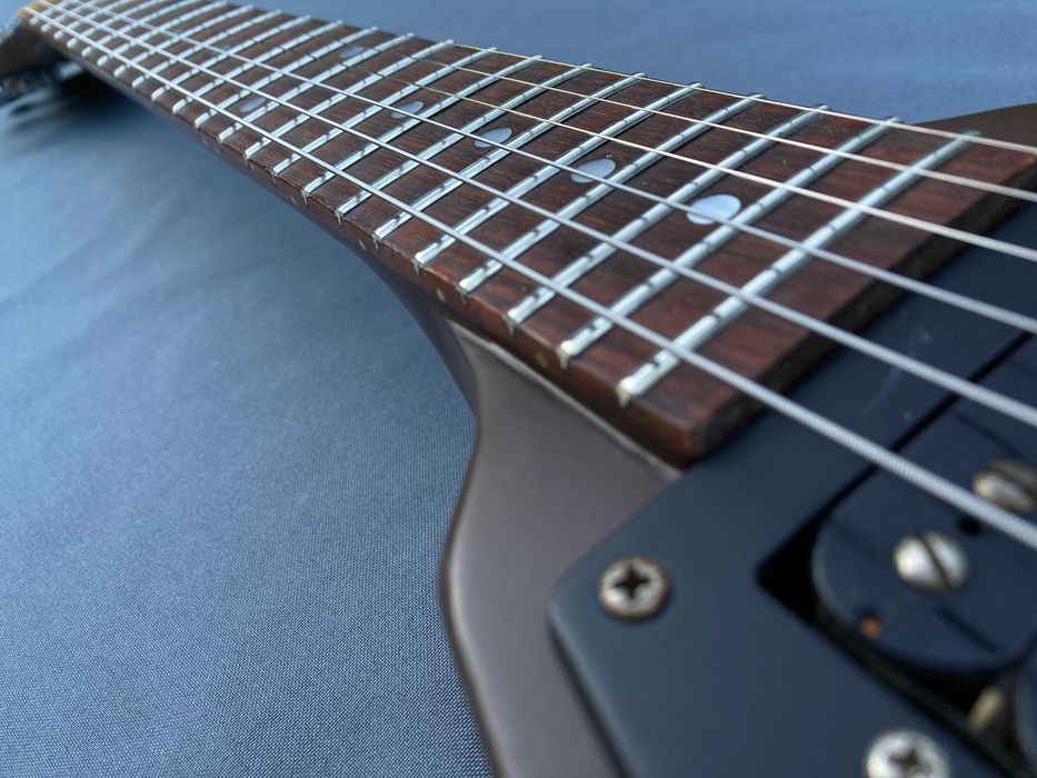 Flying V производства Japan 80-х