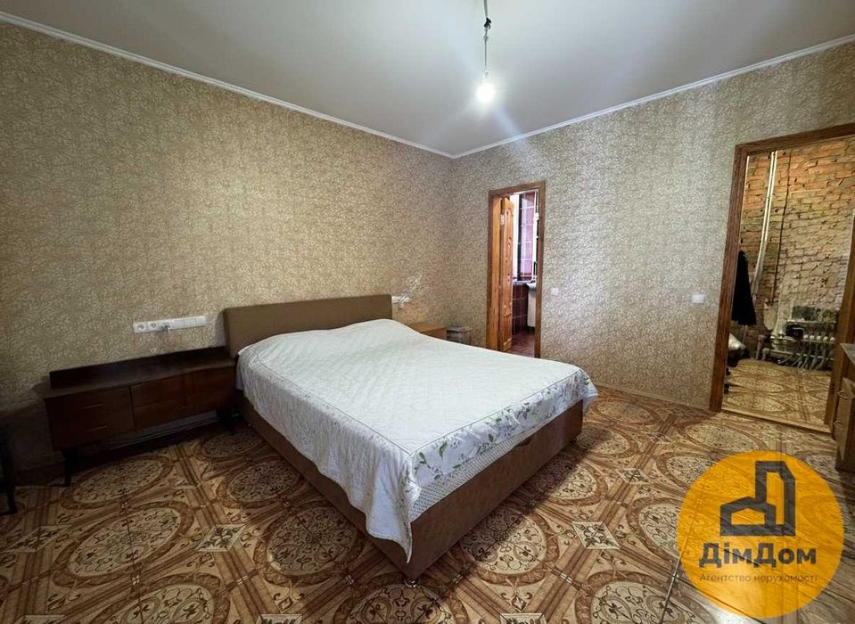 Продаж великого заміського будинку 410 м2, Село Яблунівка