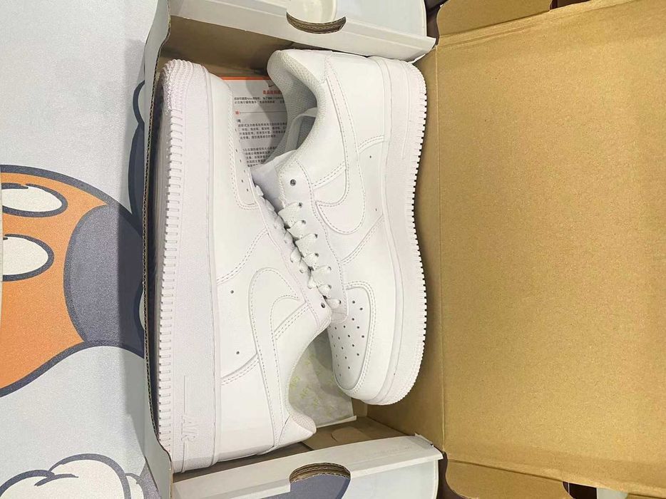 Promocja NIKE AIR FORCE 1 Biały AF1 R.45