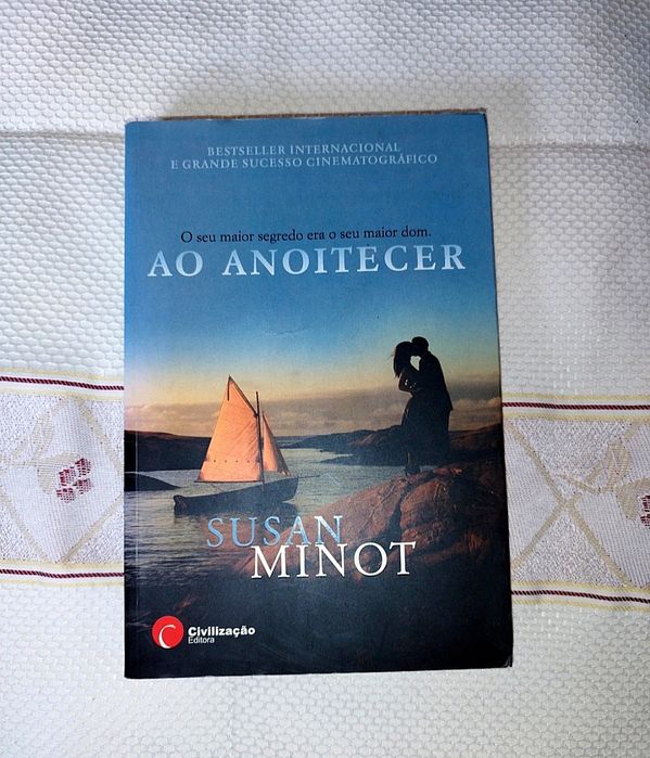 Ao Anoitecer
de Susan Minot