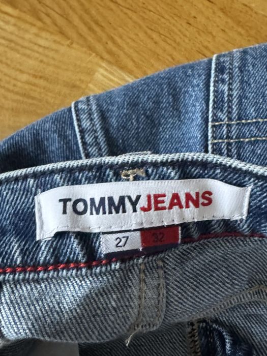 Новые джинсы Tommy Jeans