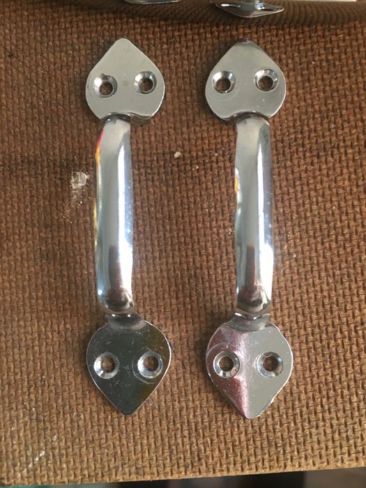 Diversos puxadores para móveis