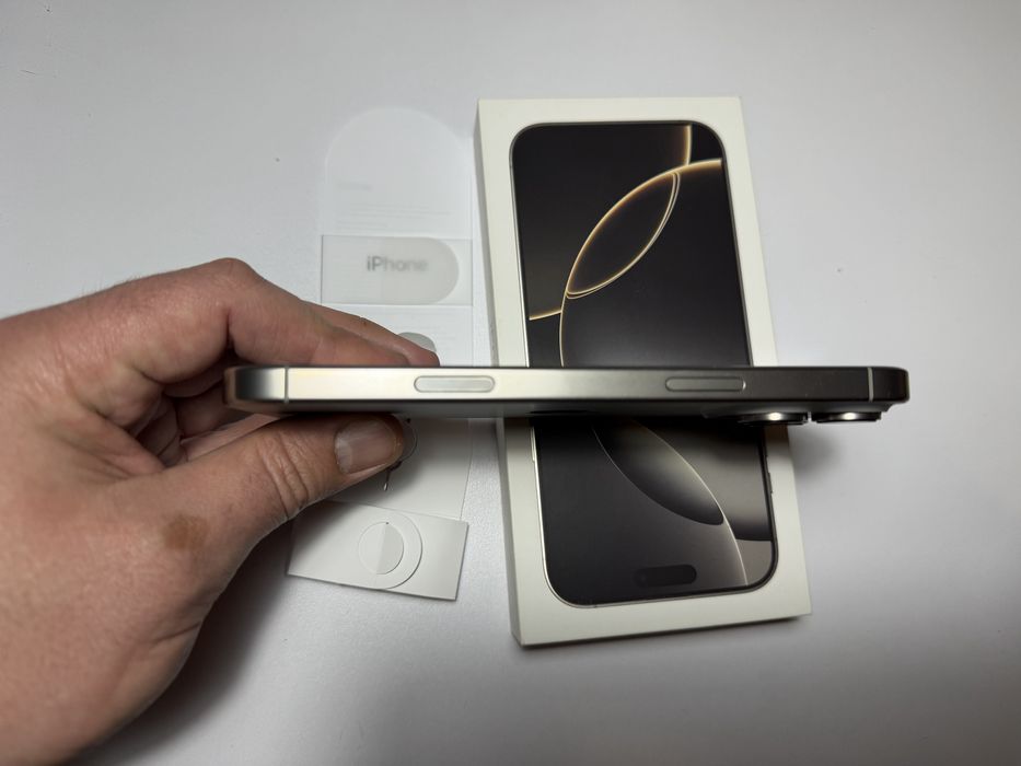 Ідеальний Iphone 16 Pro Max 256GB Natural Titanium, neverlock