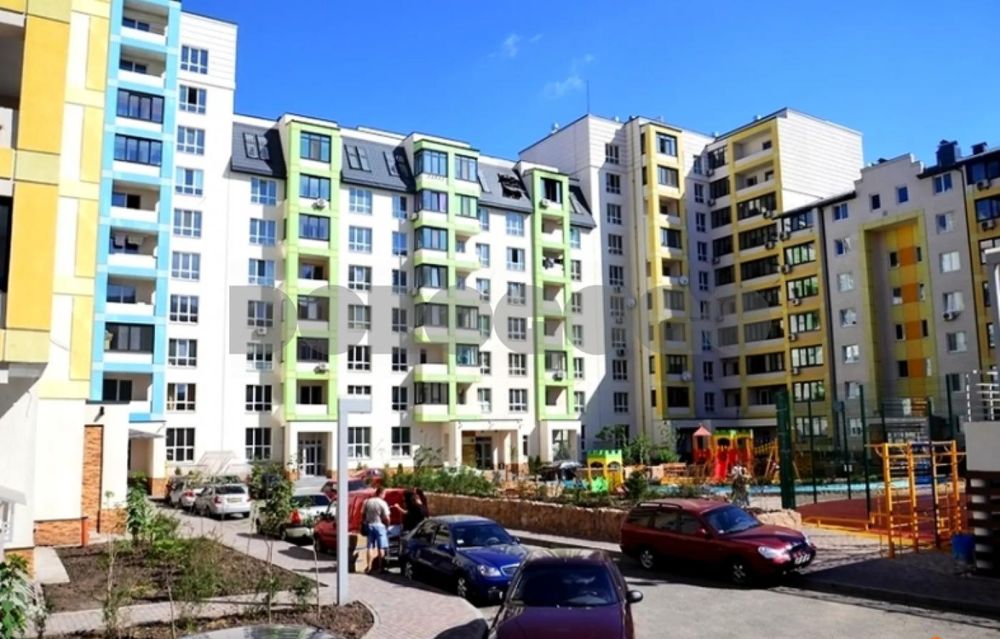 Продаж 3 к  з ремонтом!!ЖК Акварелі, Вишневе