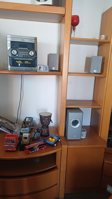 Movel de sala com mesa