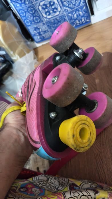 Dois pares Skates sou luna  n 36