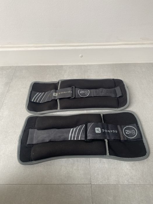 2 HALTERES MALEÁVEIS DE GINÁSTICA E PILATES REGULÁVEIS 2 KG CINZENTO