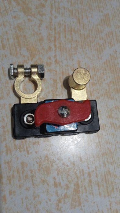 Вимикач масси для авто.