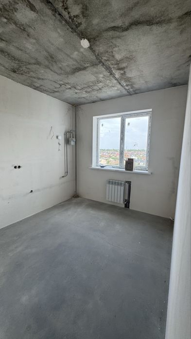 1к в зданому будинку на середньому поверсі | КОД 44923