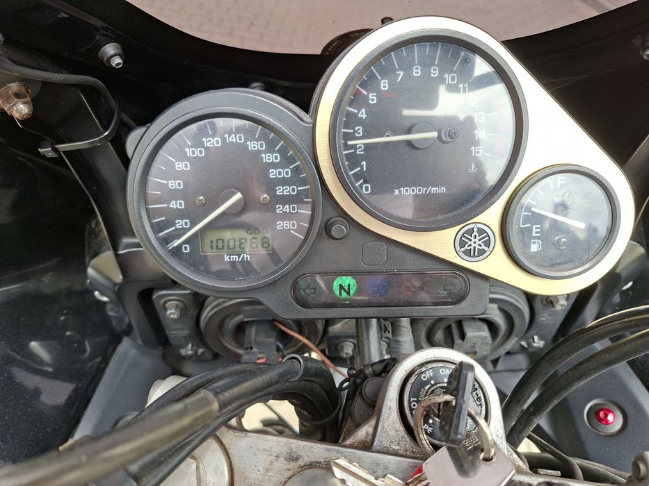 Segue para venda Yamaha fazer 600