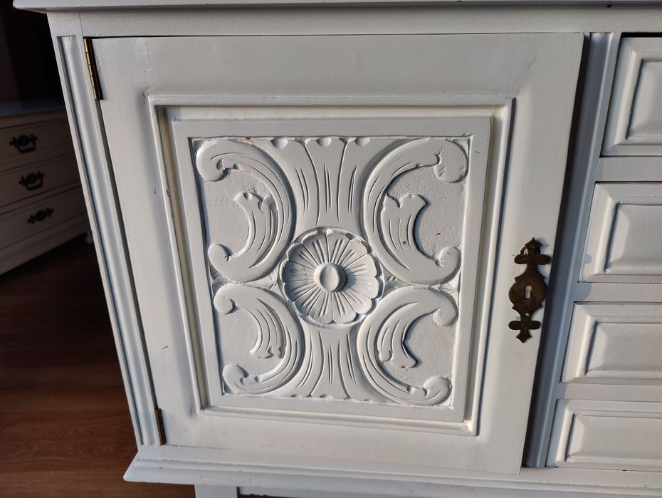 Móveis aparadores lacados branco