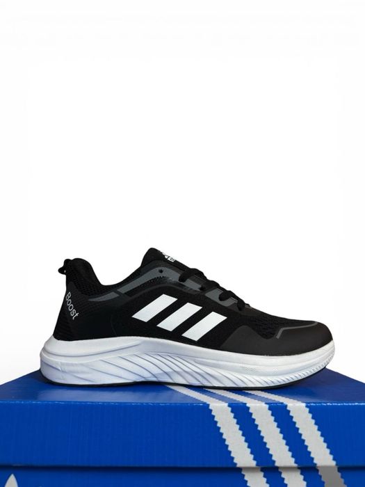 Чоловічі кросівки Adidas Boosts Black White