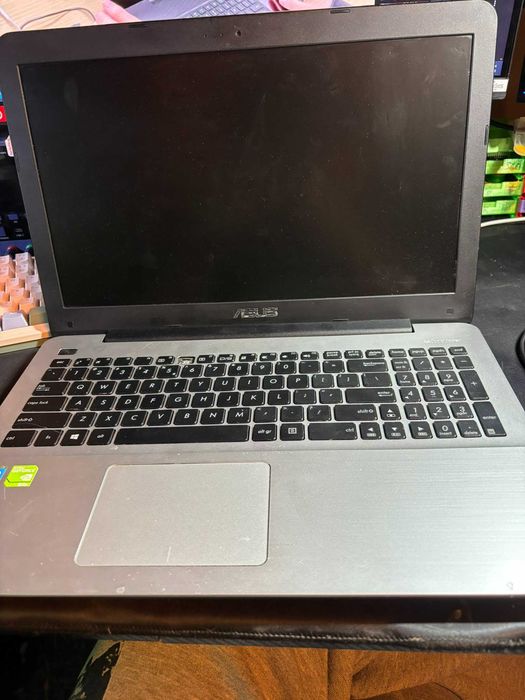 Laptop Asus X555L i5-5200U 8GB ram GeForce 920M