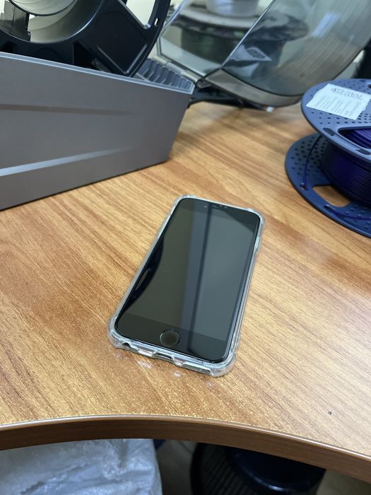Телефон Iphone 6s