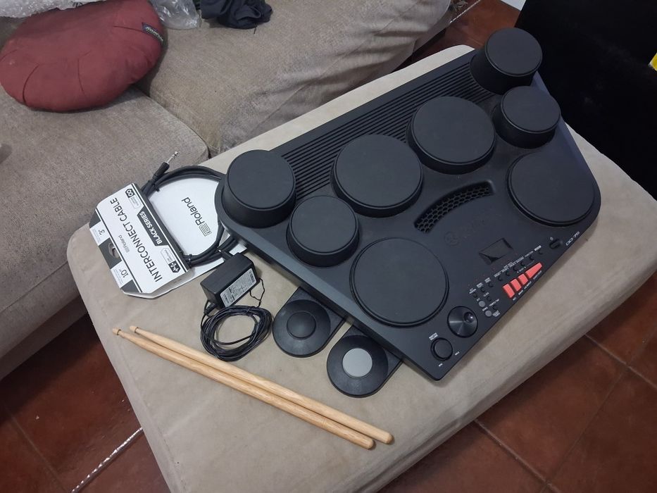 Bateria Eletrónica Yamaha DD75 seminova