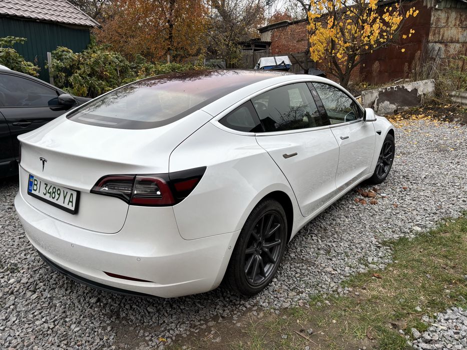 Tesla model 3 2019 standart+