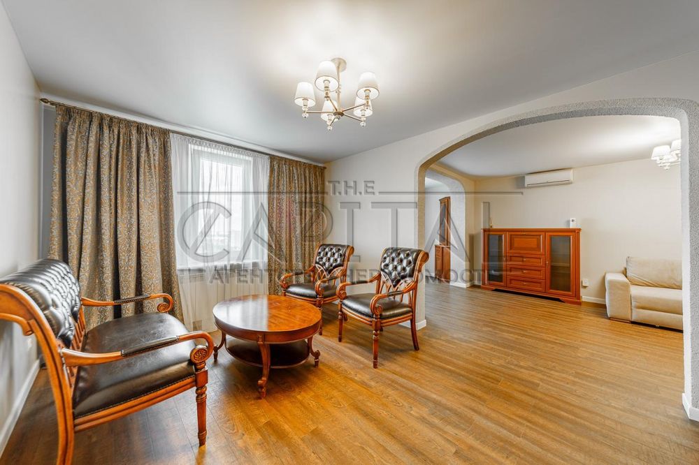 Продаж квартири, вул. Драгоманова, Дарницький р-н