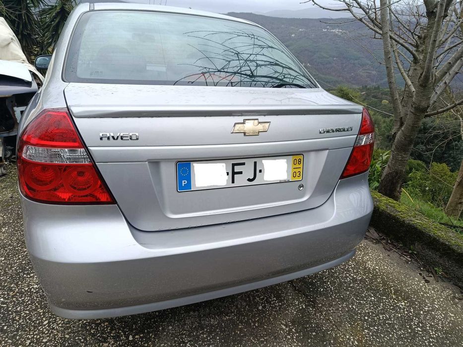 Chevrolet Aveo - para arranjar