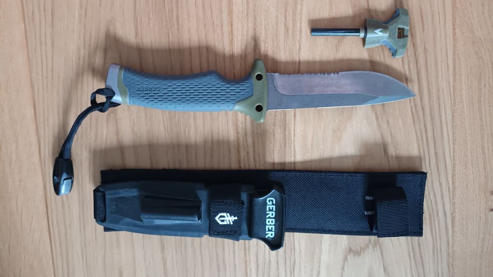 Nóż Gerber ultimate survival