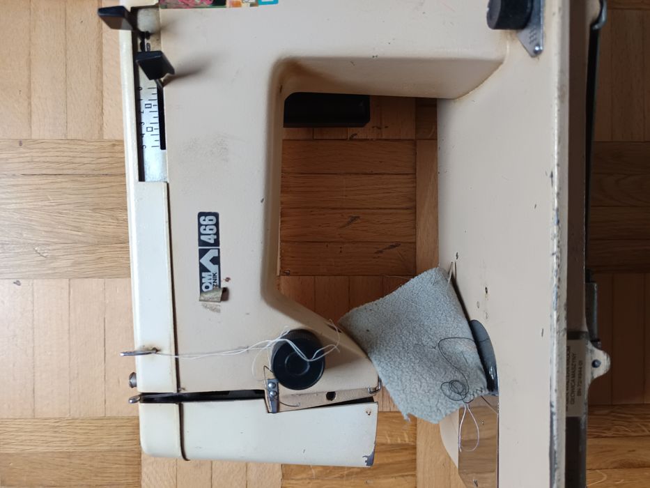 Maszyna do szycia łucznik 466