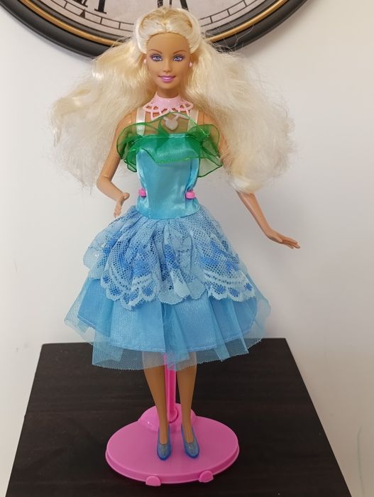 Ubranka dla Barbie - sukienka koktajlowa