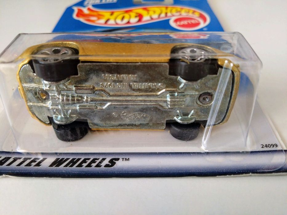Hot Wheels Porsche 928 - model 1999 / PROTEKTOR